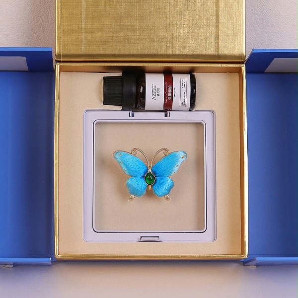 手工刺绣蝴蝶胸针礼盒