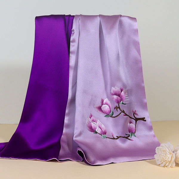 母亲节礼物——手工刺绣真丝丝巾
