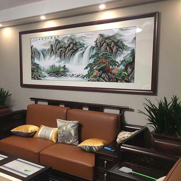 一涵汴绣客厅装饰画——手工刺绣山水画《青山碧水共云天》