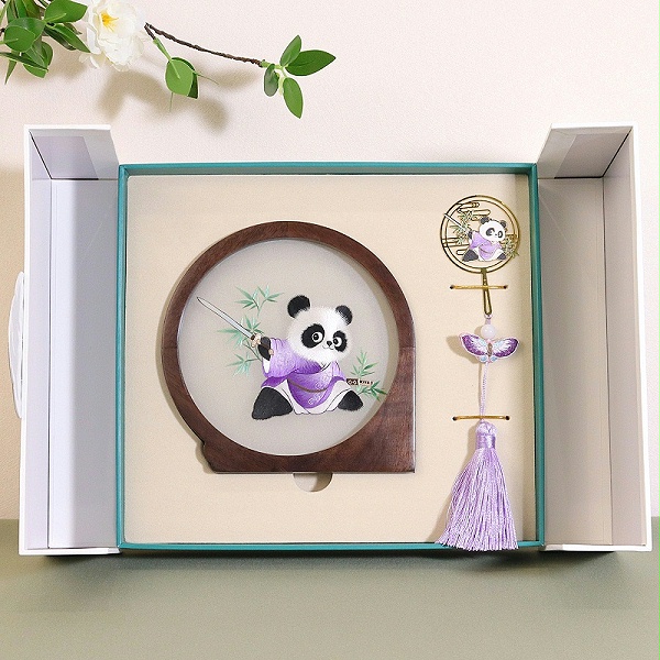 功夫熊猫双面绣摆件