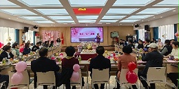 一涵汴绣董事长张留凤受邀参加郑州领航企业家庆“三八”联谊活动